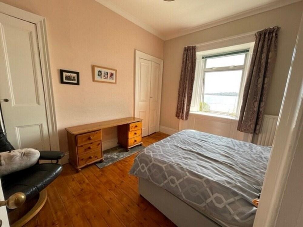 Wonderful 3BD Holiday Home in Broughty Ferry