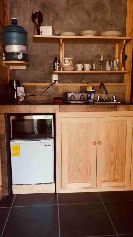 Room-cozy Studio With Heating Near San C