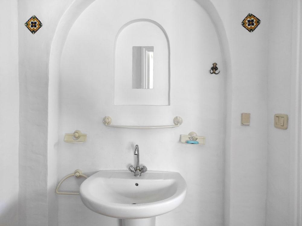 The Beach Shell Hammamet