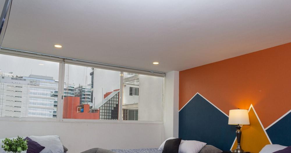 Caravansaro Vazquez de Mella