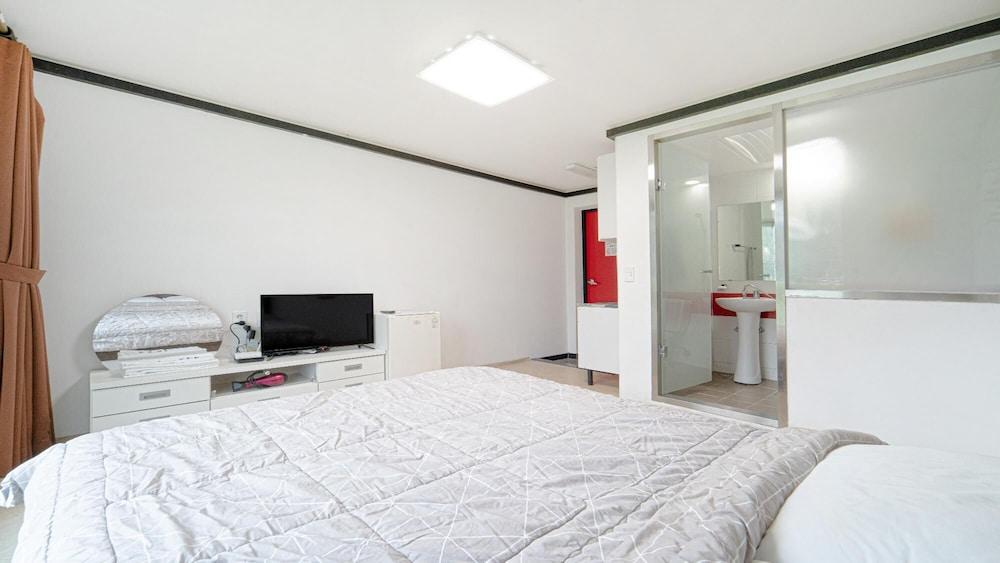 Chuncheon Ssmt Pension