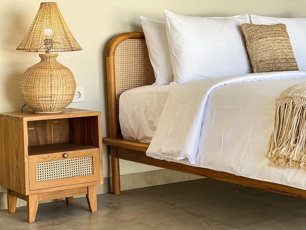 Moana Villa & Suites Bingin