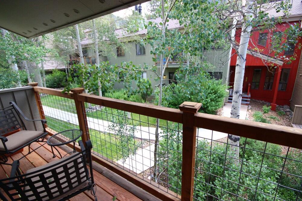 Flying Dutchman 1128