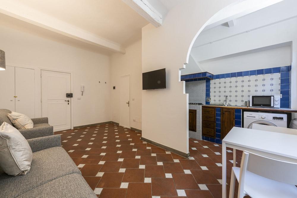 Tiny Santa Maria by Mmega