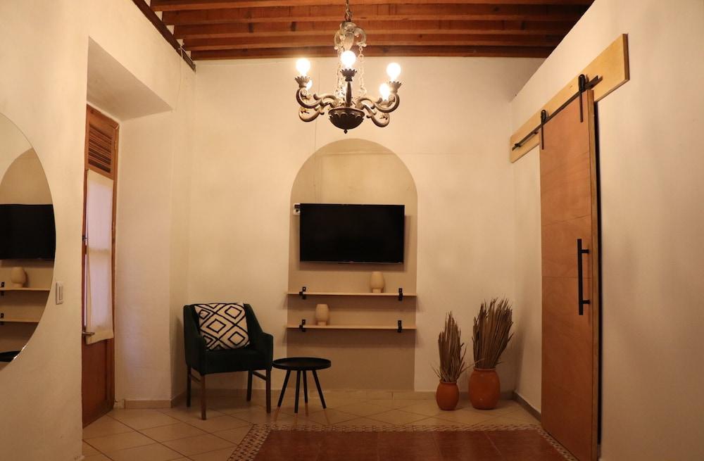 Hotel Boutique Casa Damiana