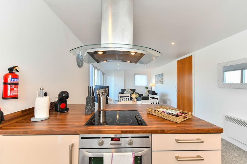 Just Stay Wales - Meridian Wharf