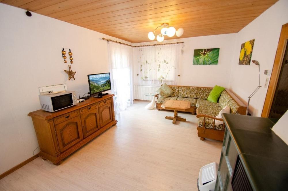 Budget Chalet Alpine - Apartment B