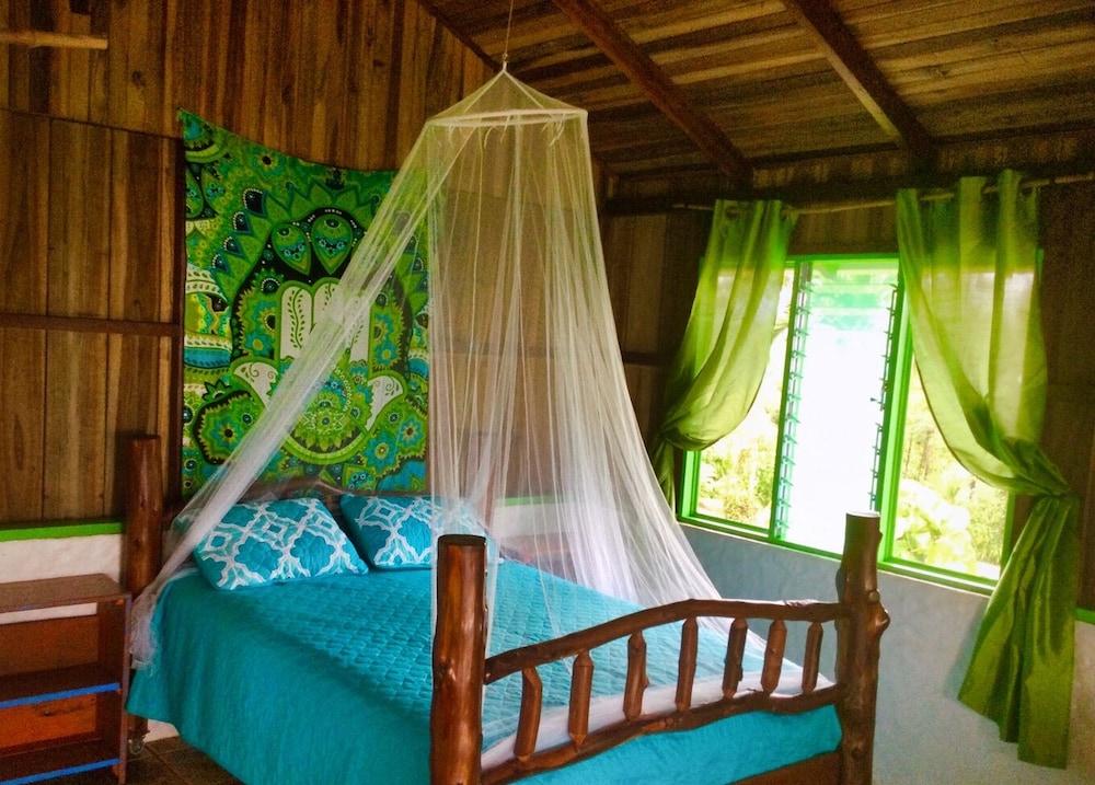 Asanai for Life mountain cabins