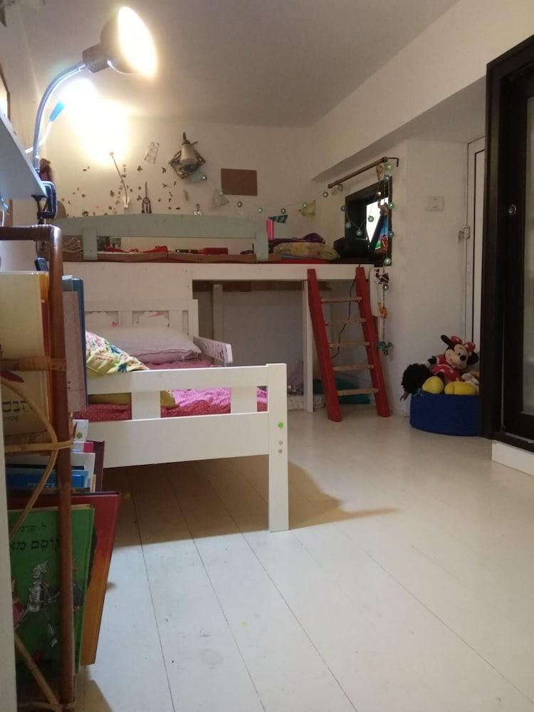 3 Br by park hayarkon 1min  2 Ichilov