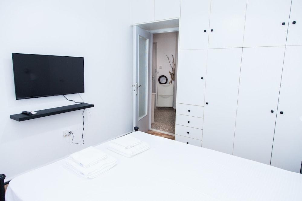 Beautiful Apartment in  Piraeus