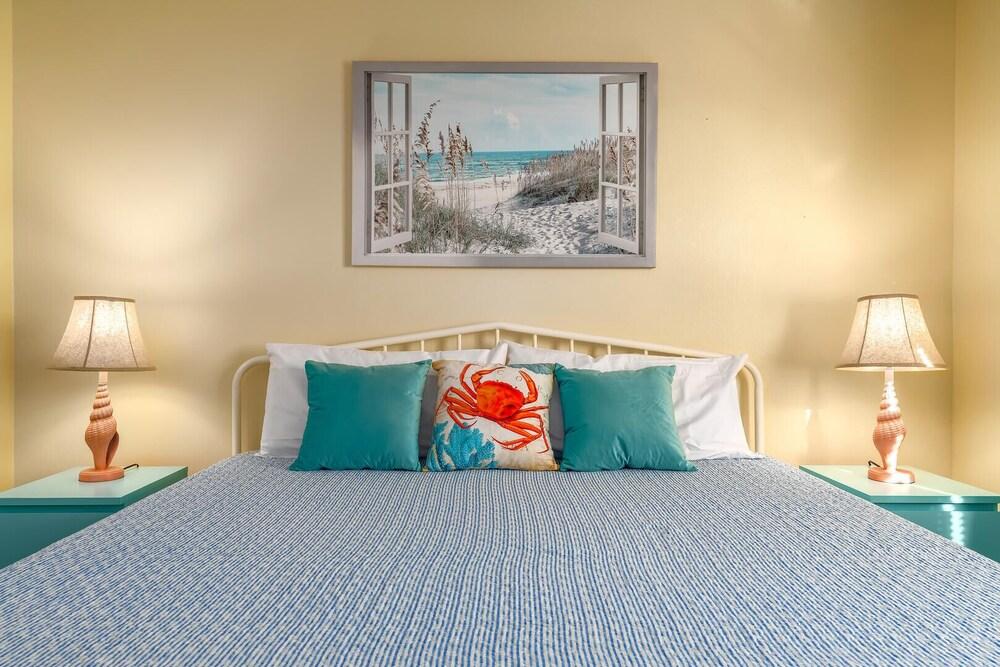 Spier House Jonah East