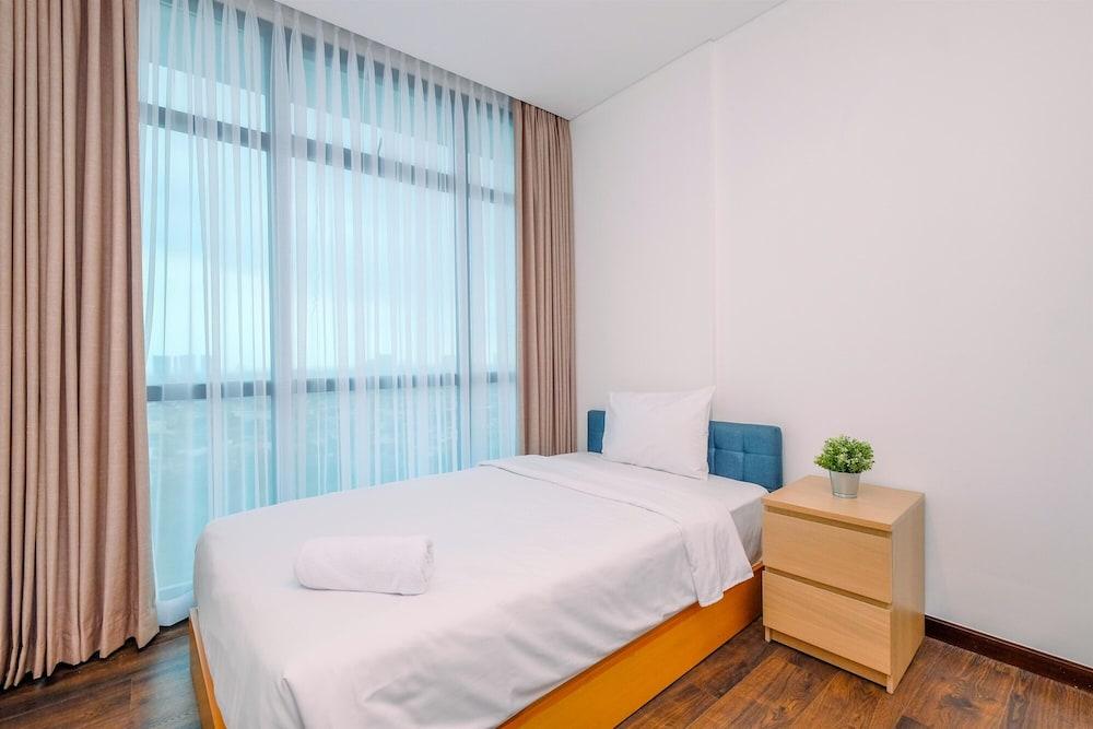 Spacious And Nice 3Br Apartment At Veranda Residence