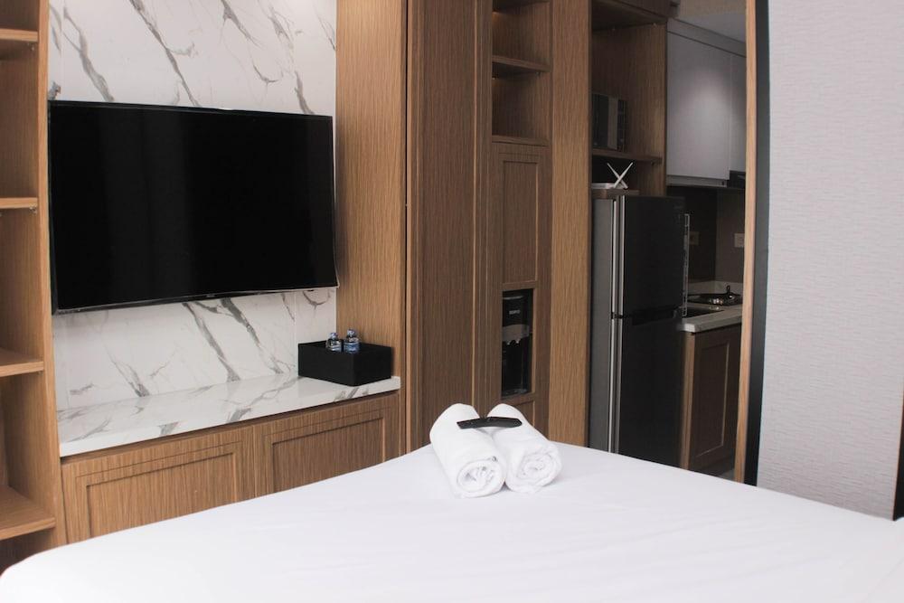 Fancy And Nice Studio At Vasanta Innopark Apartment