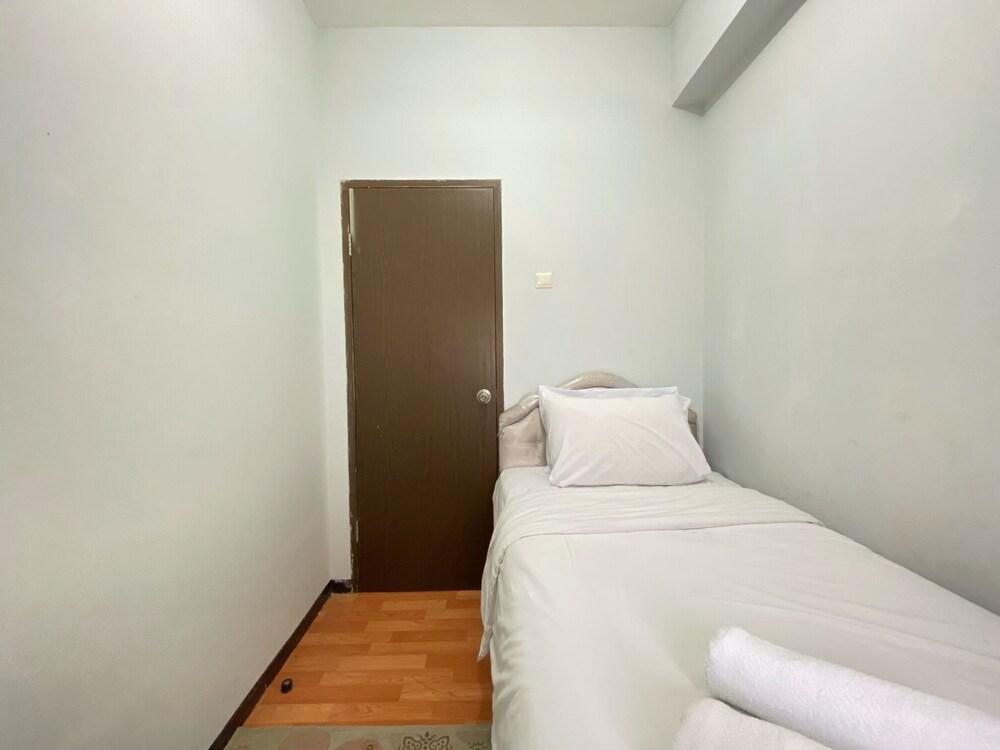 Comfy 2Br Apartment At Suites @Metro