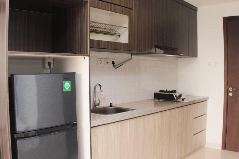 Nice And Comfy Studio West Vista Apartment