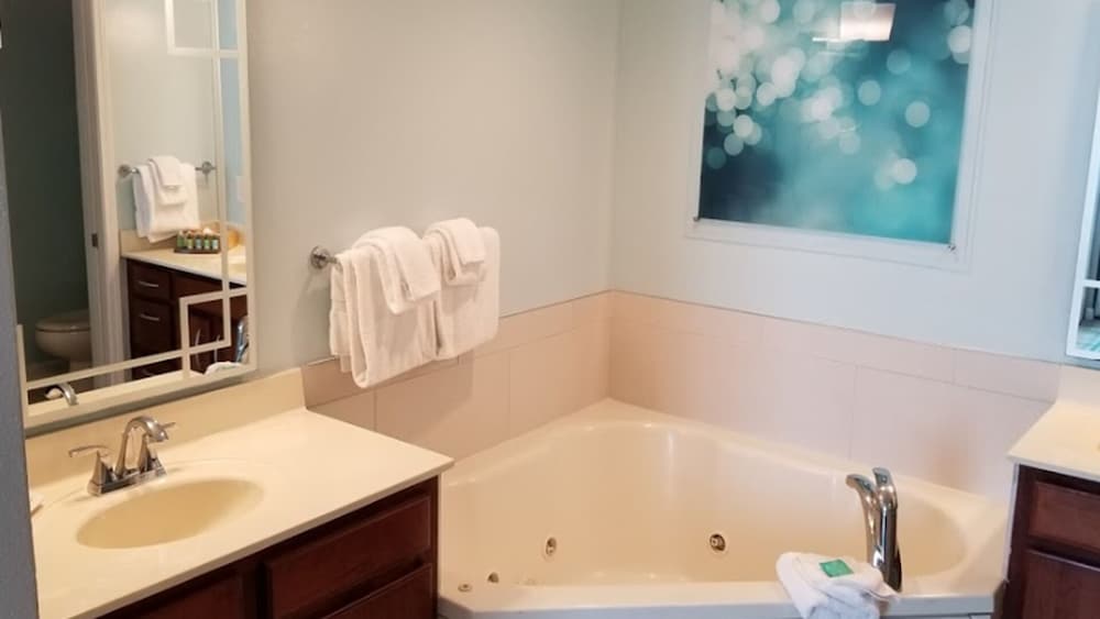 Ocean Boulevard 1BD DLX