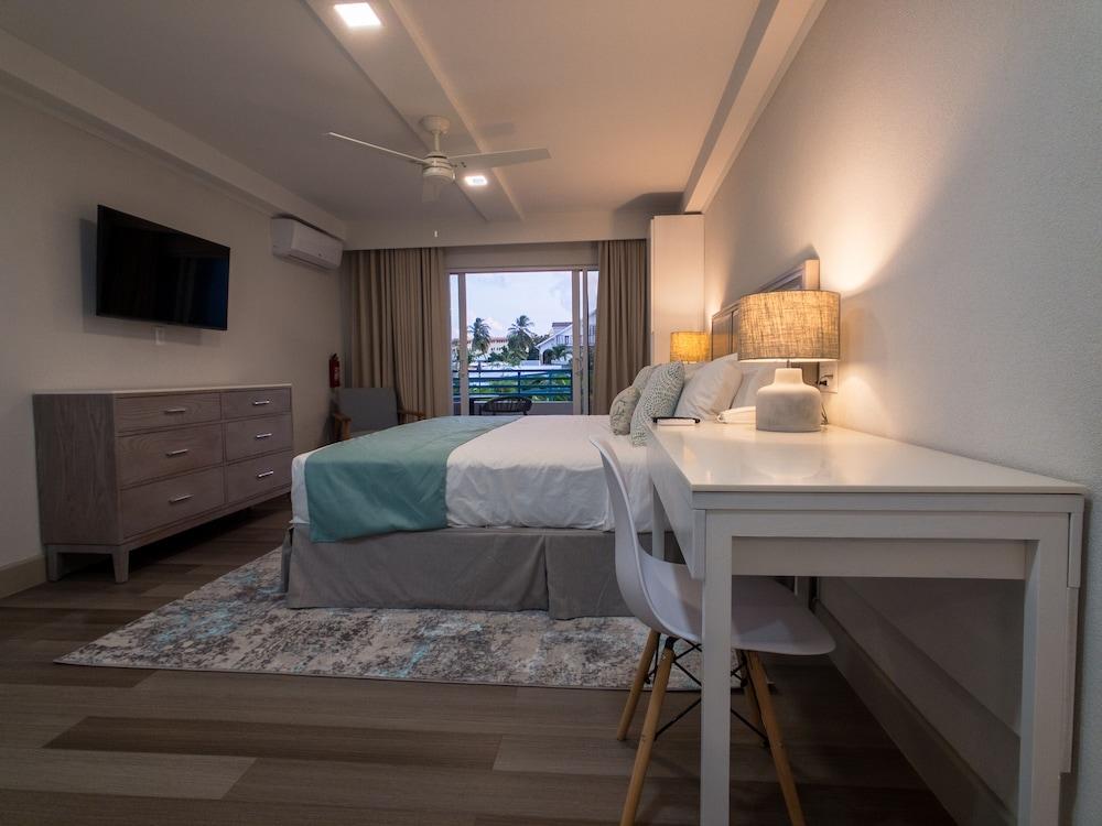 Blue Haven Holiday Apartments