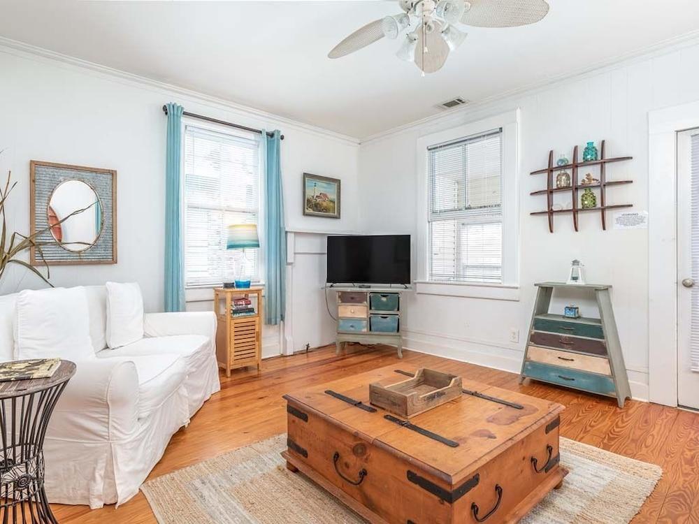 Annas Cabana by Tybee Vacation Rentals