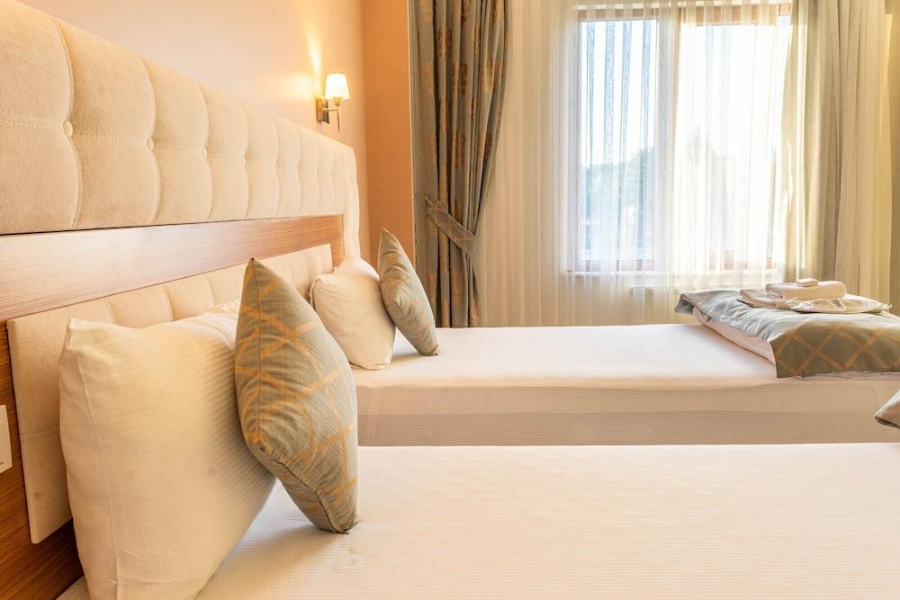 Westport İstanbul Hotel