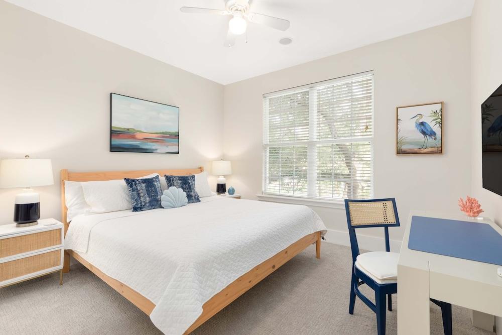 Captain Champs Castaway by Tybee Vacation Rentals