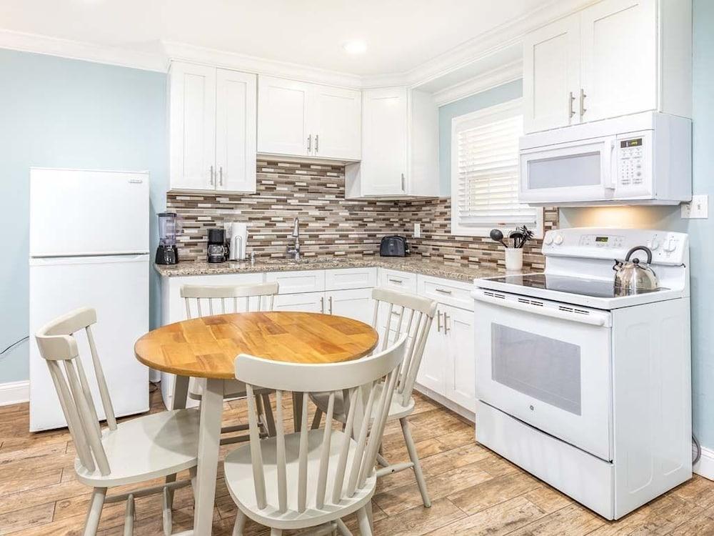 Dune B by Tybee Vacation Rentals