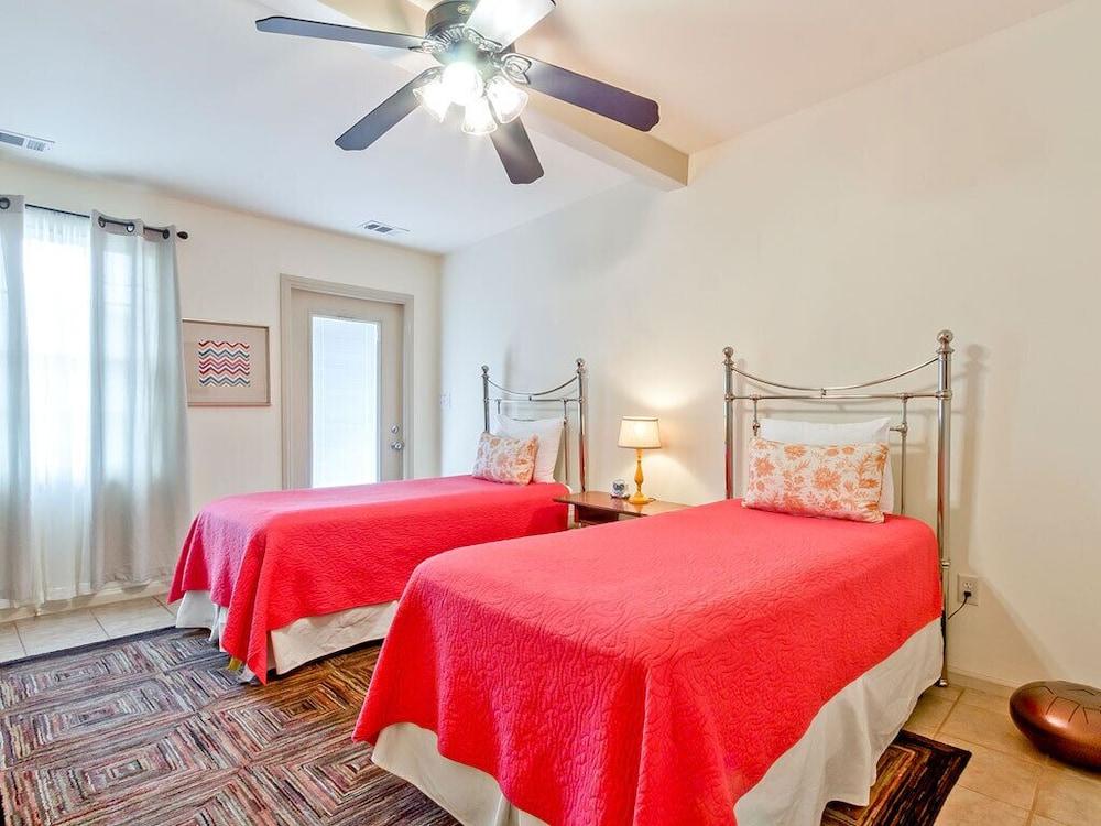 Frogtown Cottage by Tybee Vacation Rentals