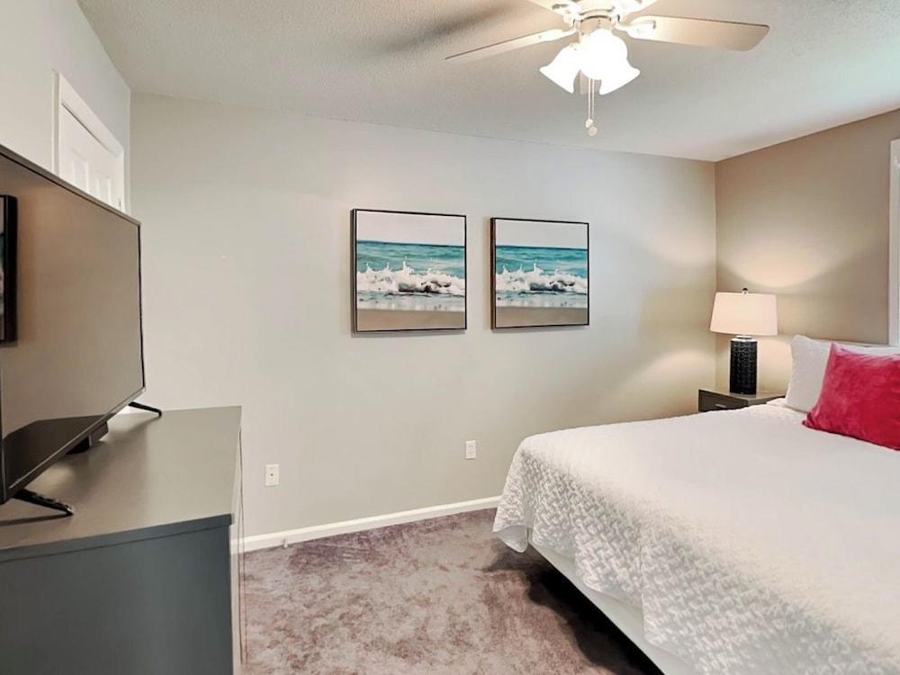 Latitude Adjustment B Tybee Vacation Rentals