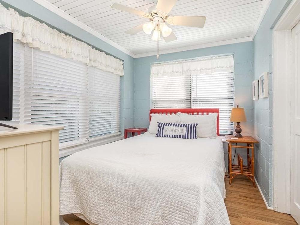 Little House by Tybee Vacation Rentals