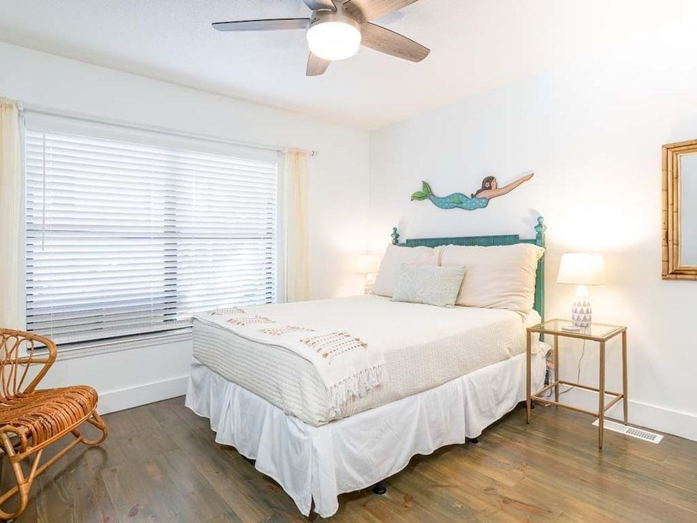 Live Oaks Cottage by Tybee Vacation Rentals