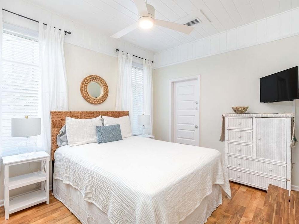 Mullet Manor by Tybee Vacation Rentals