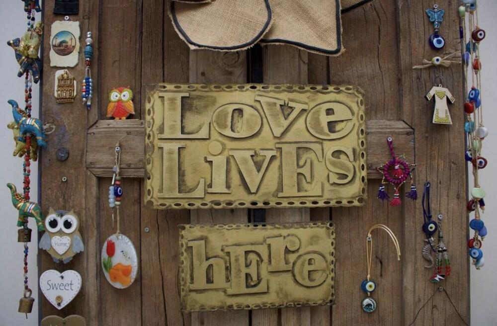 shared apartment with private room-özel odalı ortak daire