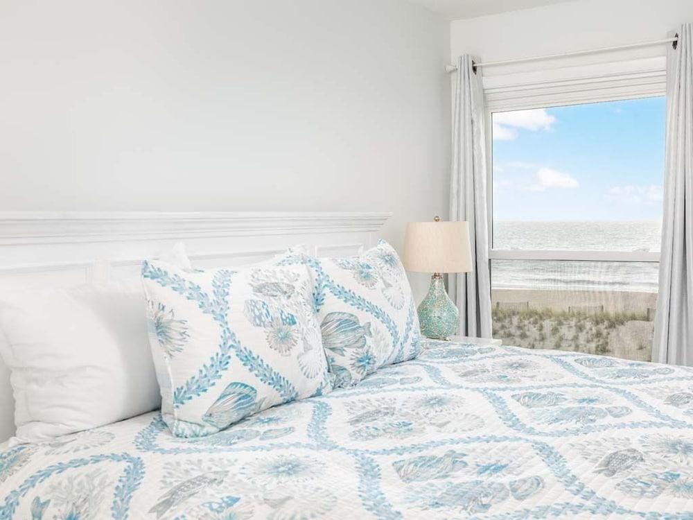 Tybee Lights 114C by Tybee Vacation Rentals