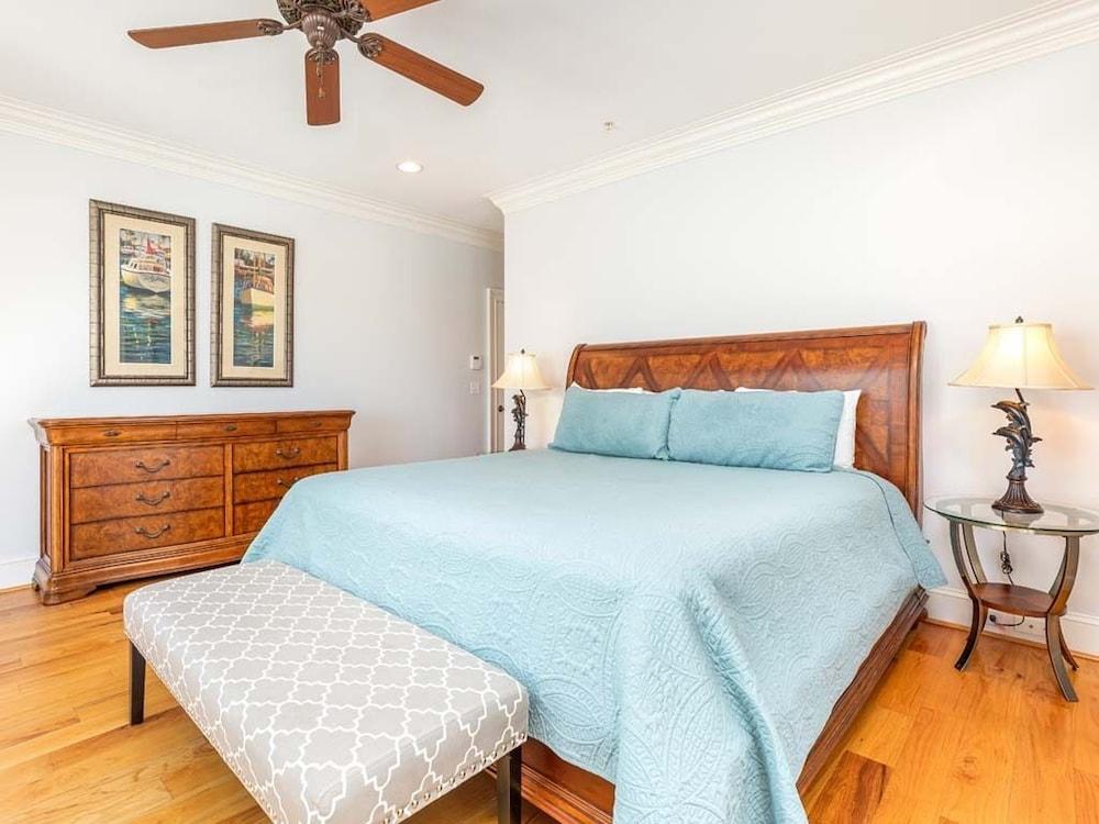 Villa Mariposa by Tybee Vacation Rentals