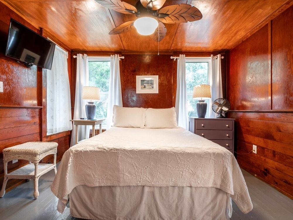 Whelk Come Inn by Tybee Vacation Rentals