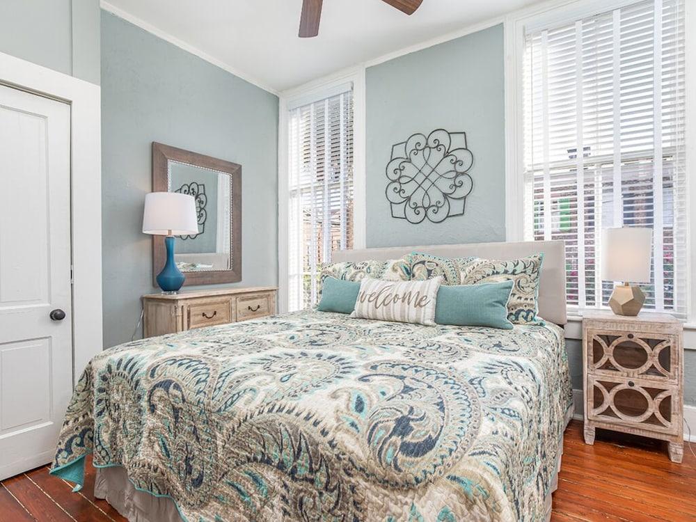 Whitaker By Design by Tybee Vacation Rentals
