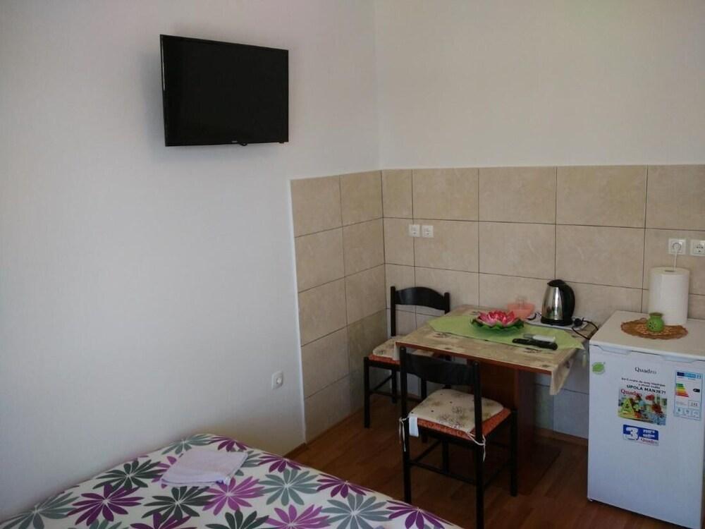 Apartments City Walls