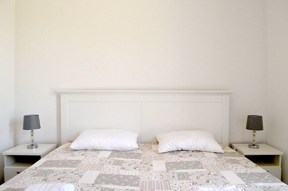 Seafront 2-bedroom Apartment The New View