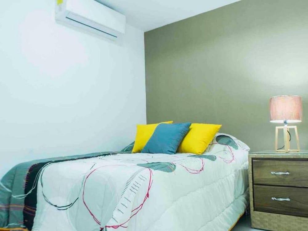 Room in Condo - Malecon Cozy - Premium Plus 1