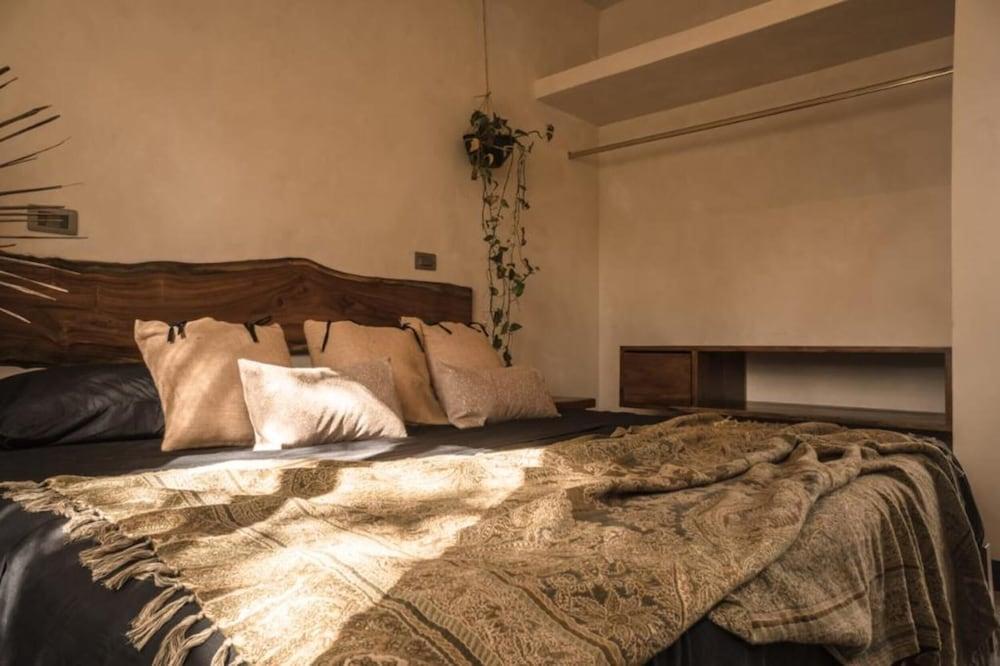 Deep in the Jungle House