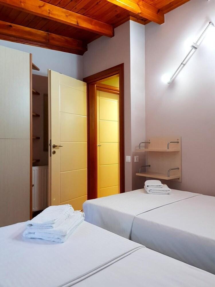 Deluxe Apartment Portside