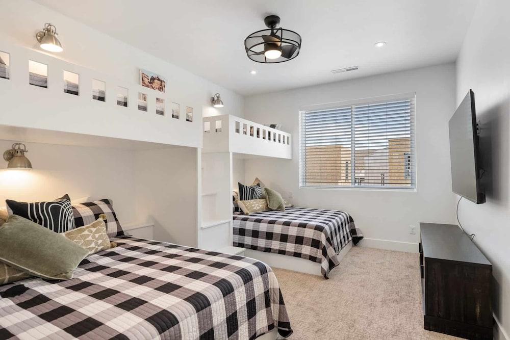 Paddleboard Paradise by RedAwning