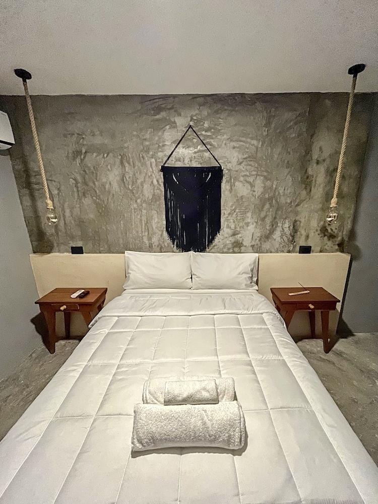 Ariché Valladolid Hotel & Hostel