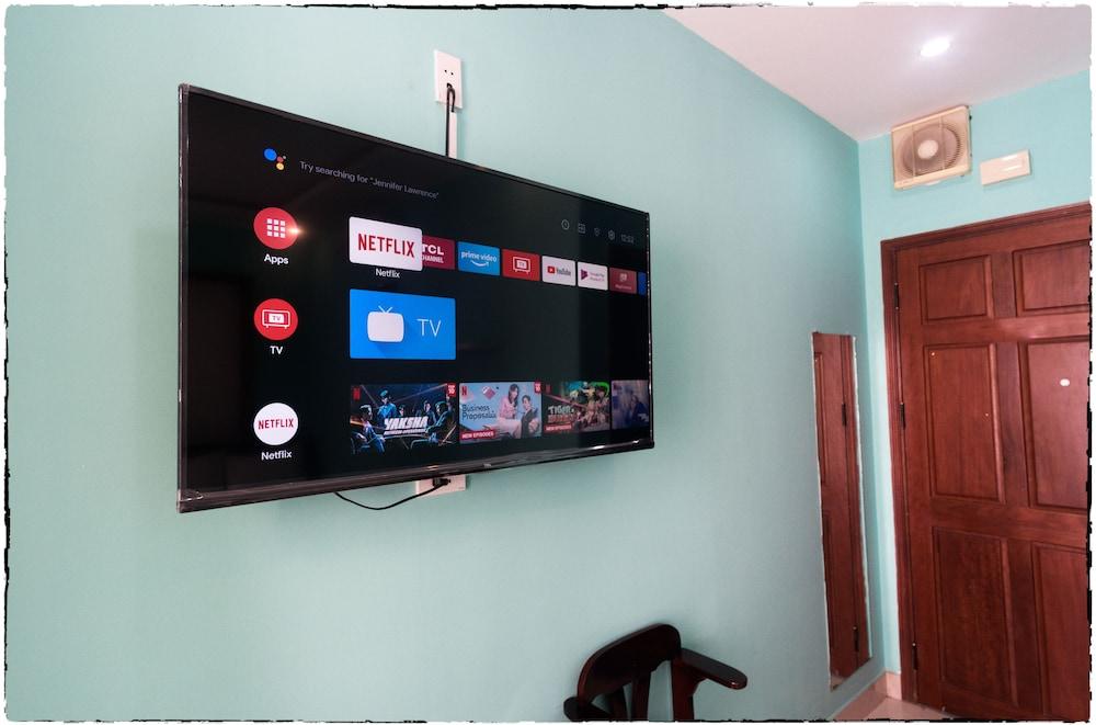 OYO 1168 Elly's Home 2