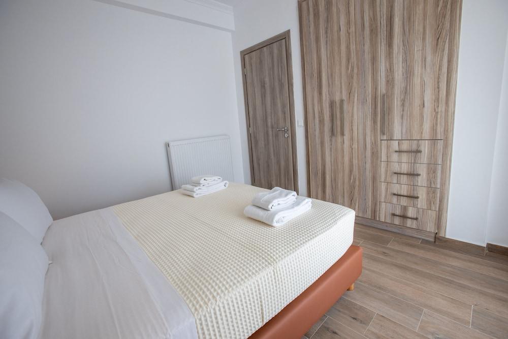 Raise Kifisias Serviced Apartments