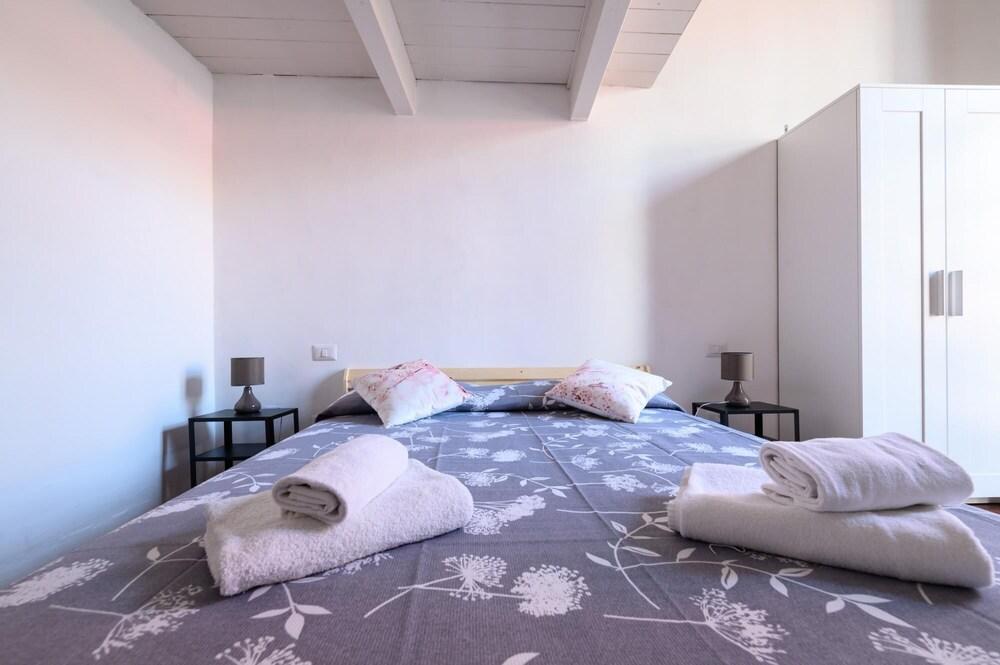 Via San Pasquale a Chiaia 48