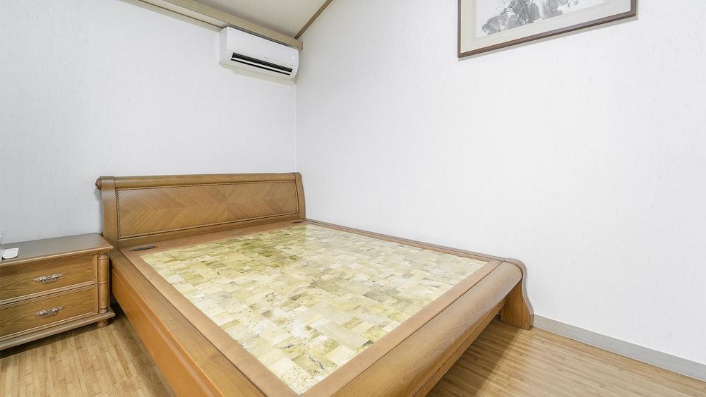 Jeju Oceancliffcottage