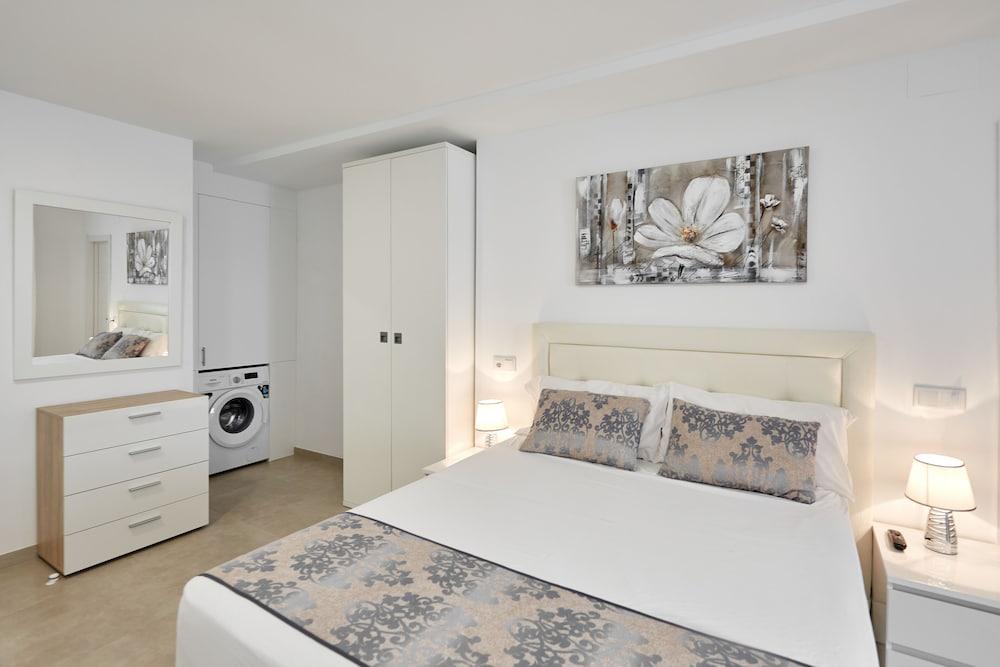 Sonrisa Deluxe Apartments Levante