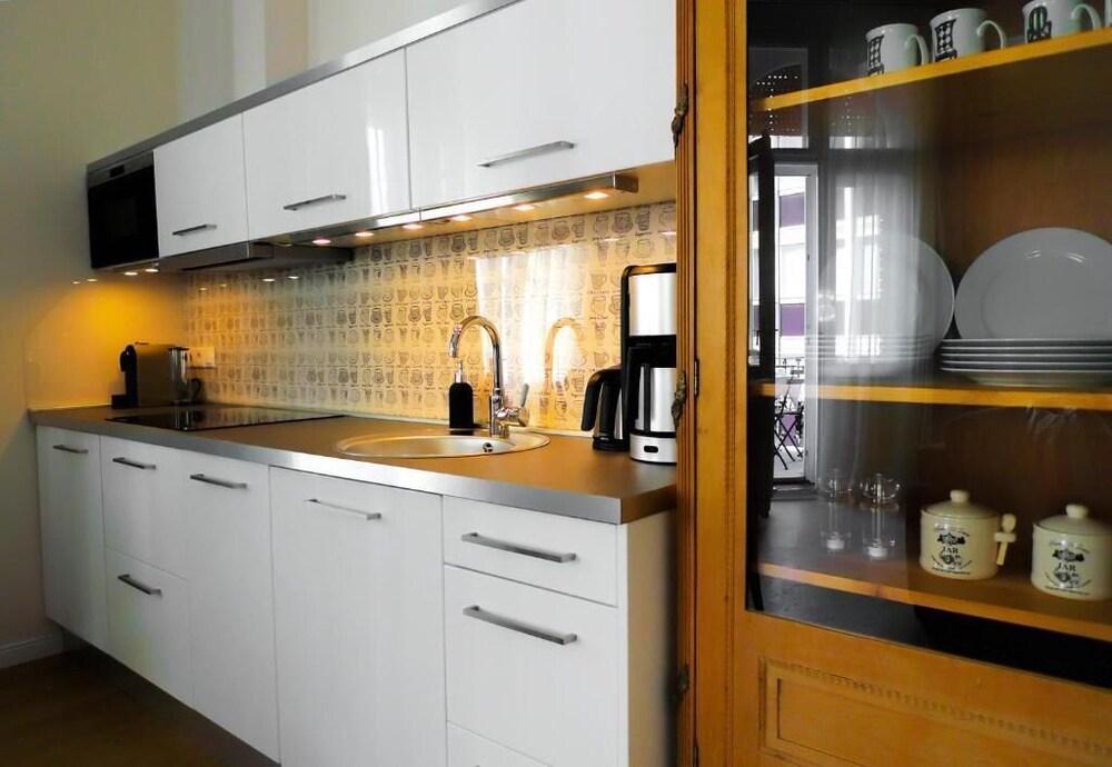 Kral As Suit Residence