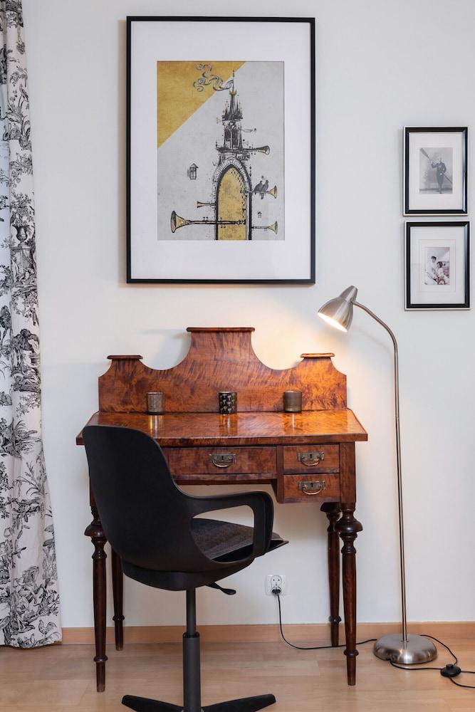 Apartment Cracow Pilotow by Renters