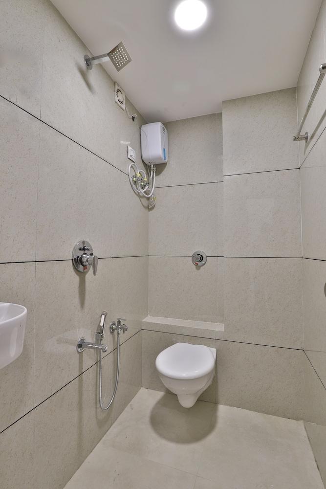 Hotel Red Rose Guest House